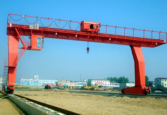 L-formede ben Single Girder Gantry Crane with Winch