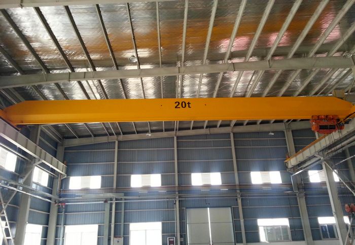 Ny trådløs fjernbetjening Single Girder Overhead Crane 3 T Pris