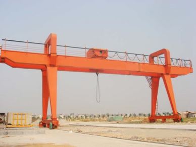 Dobbelt Girder Box Type 250 Ton Gantry Crane Price